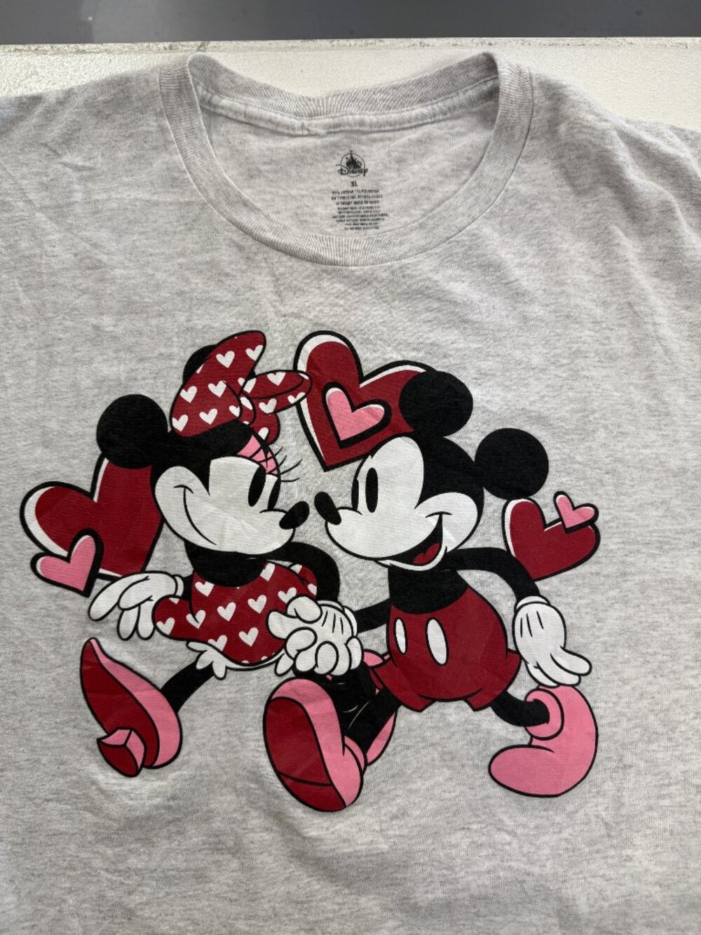 Disney Mickey & Minnie Gray T-Shirt XL Valentines Day Love Graphic Cotton Blend